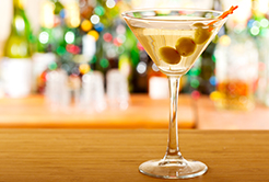Dry Martini: A história em um copo